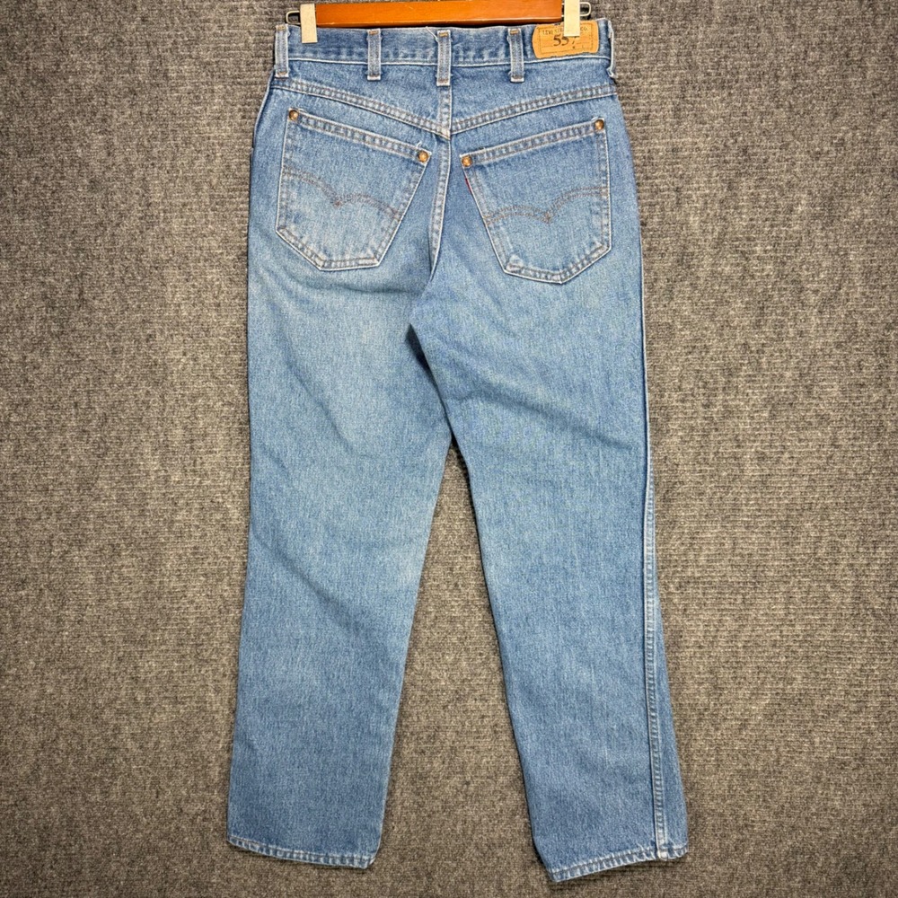 Vintage Women's Levis 557 Straight Leg Jeans Light Wash Made in USA W27 L28.75
